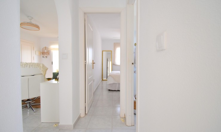 Re-Sale - Apartment - Orihuela Costa - La Florida
