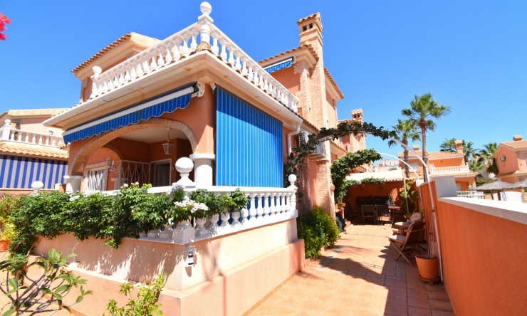 Re-Sale - Detached Villa - Orihuela Costa - Playa Flamenca