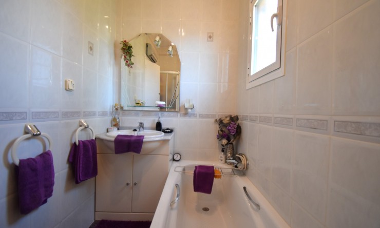 Re-Sale - Detached Villa - Orihuela Costa - Los Balcones