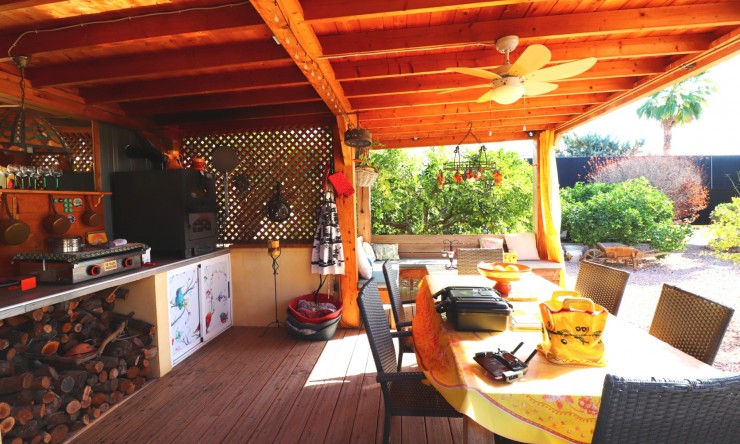 Re-Sale - Country Property - Orihuela - La Campaneta