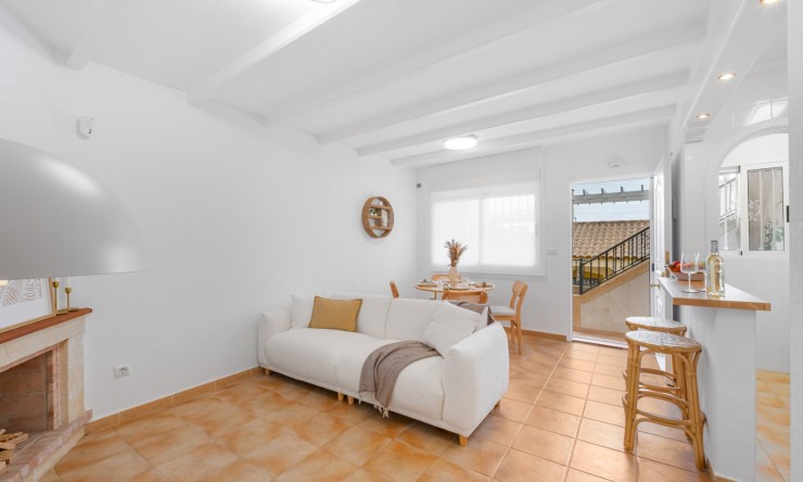 Re-Sale - Bungalow - Orihuela Costa - Villamartin