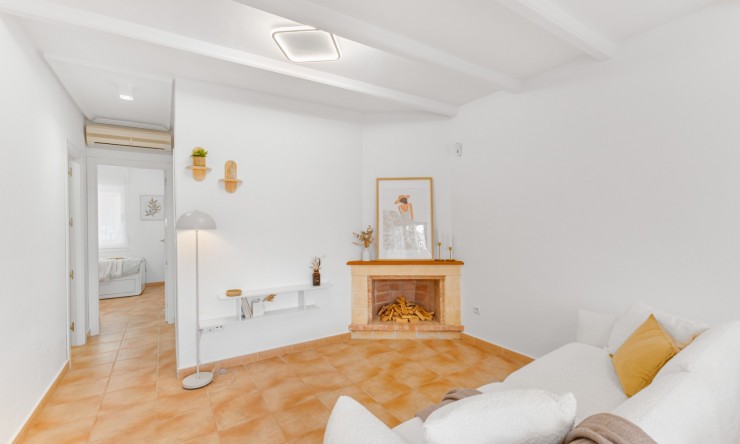 Re-Sale - Bungalow - Orihuela Costa - Villamartin