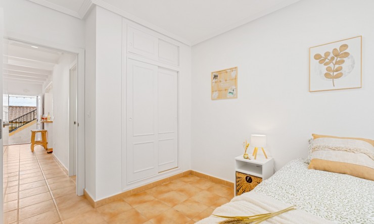 Re-Sale - Bungalow - Orihuela Costa - Villamartin