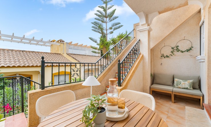 Re-Sale - Bungalow - Orihuela Costa - Villamartin