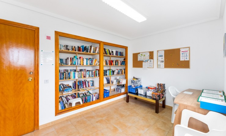 Re-Sale - Bungalow - Orihuela Costa - Villamartin