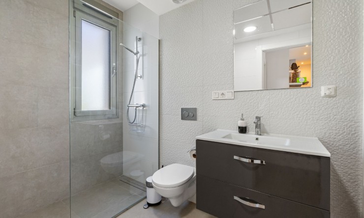 Re-Sale - Detached Villa - Orihuela Costa - Villamartin