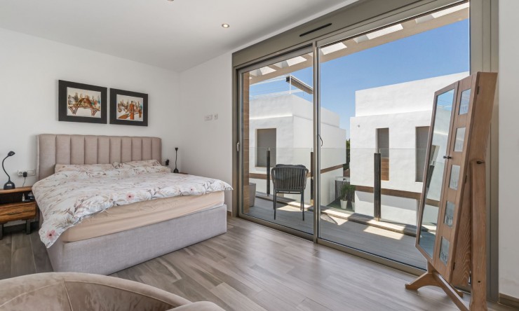 Re-Sale - Detached Villa - Orihuela Costa - Villamartin