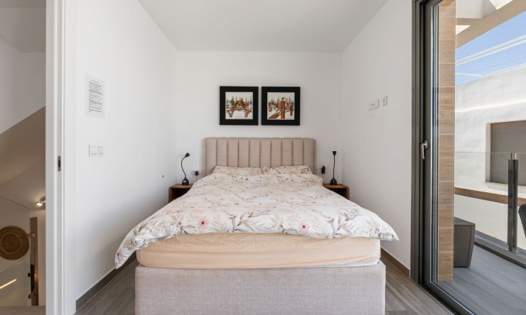 Re-Sale - Detached Villa - Orihuela Costa - Villamartin