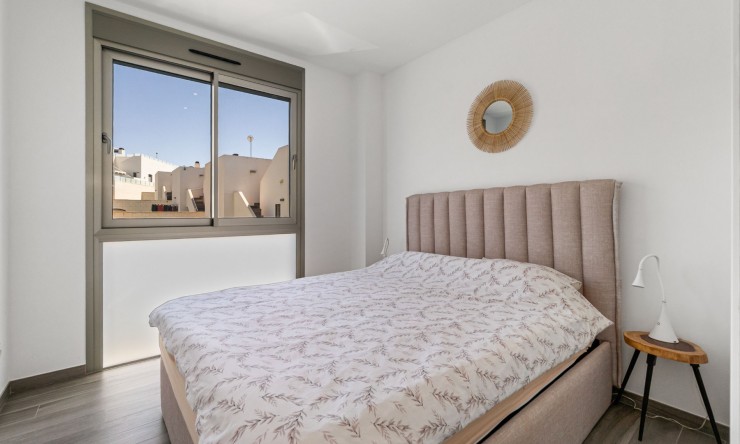 Re-Sale - Detached Villa - Orihuela Costa - Villamartin