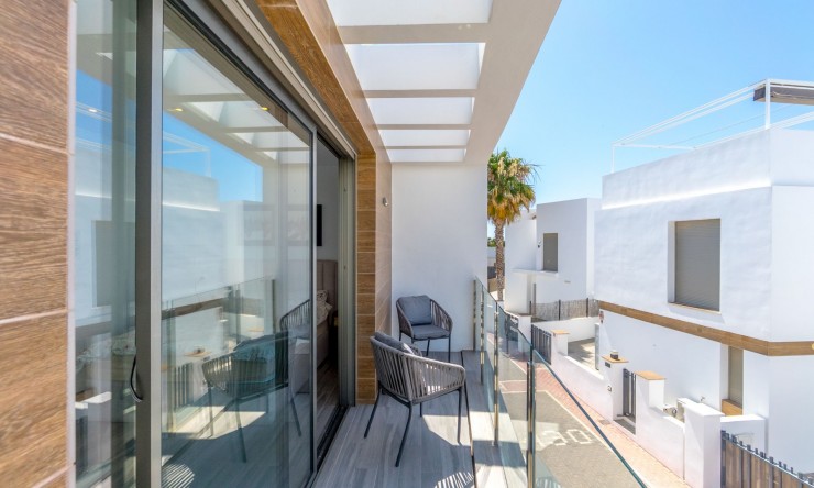 Re-Sale - Detached Villa - Orihuela Costa - Villamartin