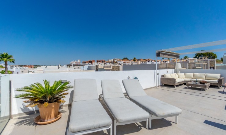 Re-Sale - Detached Villa - Orihuela Costa - Villamartin