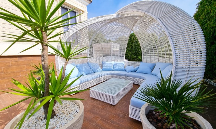 Re-Sale - Detached Villa - Torrevieja - La Mata - Town