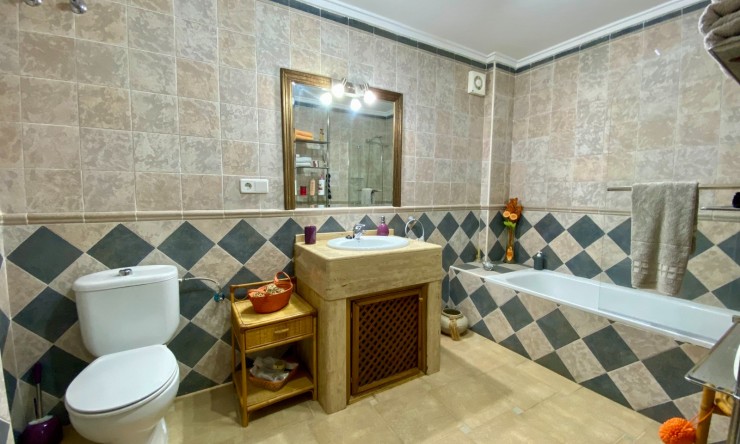 Re-Sale - Detached Villa - Algorfa - Lomas de La Juliana