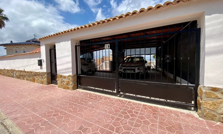 Re-Sale - Detached Villa - Algorfa - Lomas de La Juliana