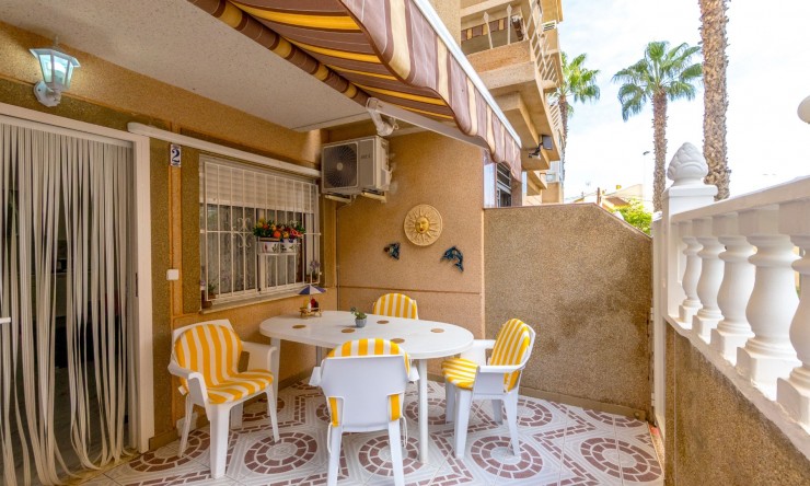 Re-Sale - Apartment - Torrevieja - Torrevieja - Centre