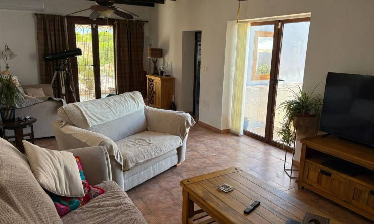 Re-Sale - Detached Villa - Jacarilla - Jacarilla - Country