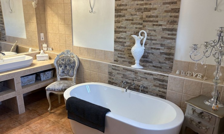 Re-Sale - Detached Villa - Jacarilla - Jacarilla - Country