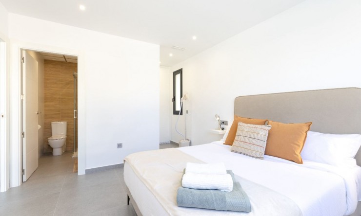 Re-Sale - Detached Villa - Algorfa - La Finca Golf Resort