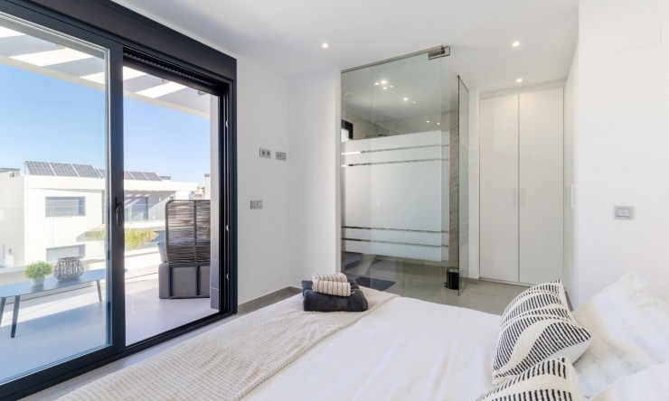 Re-Sale - Detached Villa - Algorfa - La Finca Golf Resort