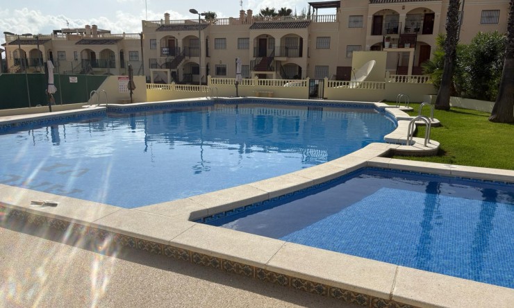 Re-Sale - Bungalow - Algorfa - Montemar