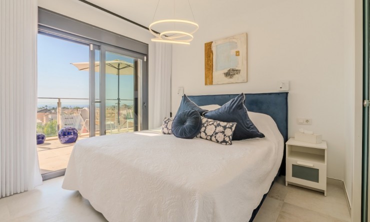 Re-Sale - Apartment - Orihuela Costa - La Zenia
