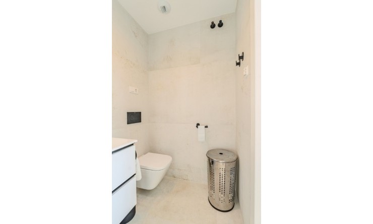 Re-Sale - Apartment - Orihuela Costa - La Zenia