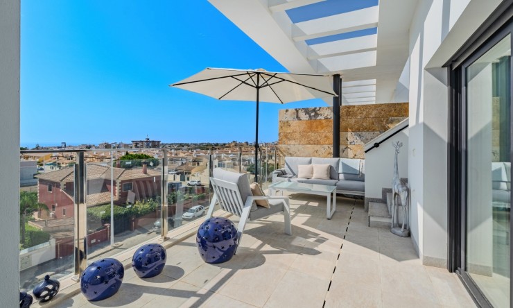 Re-Sale - Apartment - Orihuela Costa - La Zenia