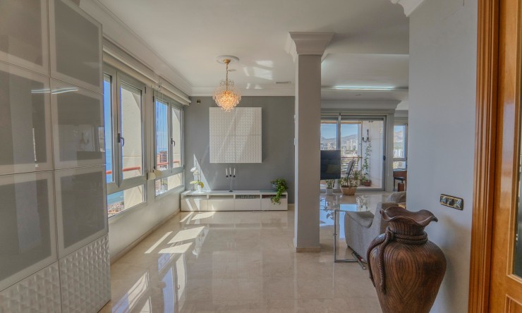 Re-Sale - Apartment - Benidorm - Benidorm - City