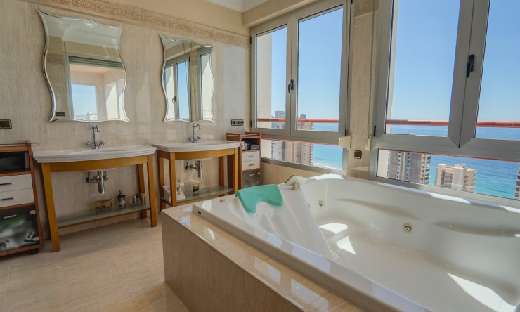 Re-Sale - Apartment - Benidorm - Benidorm - City