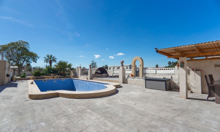 Re-Sale - Country Property - Los Montesinos - Los Montesinos - Country