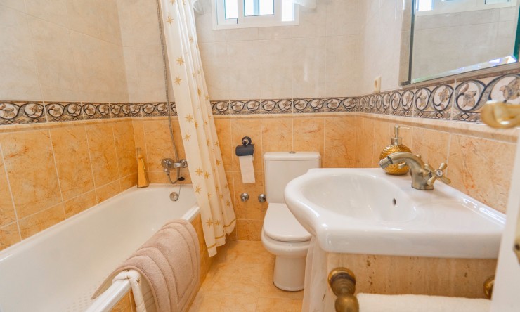 Re-Sale - Detached Villa - Ciudad Quesada - La Marquesa