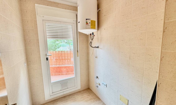 Re-Sale - Apartment - Formentera del Segura - Formentera - Village