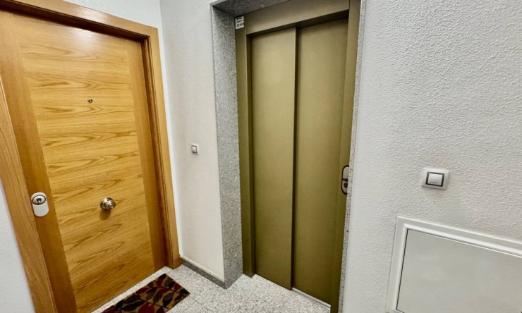 Re-Sale - Apartment - Formentera del Segura - Formentera - Village