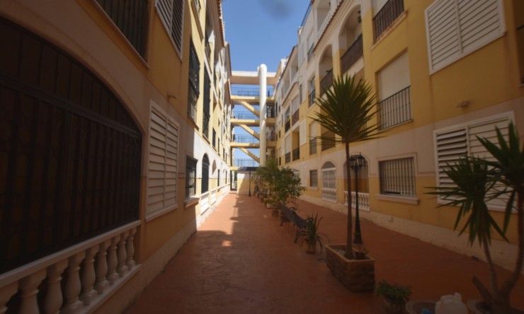 Re-Sale - Apartment - Formentera del Segura - Formentera - Village