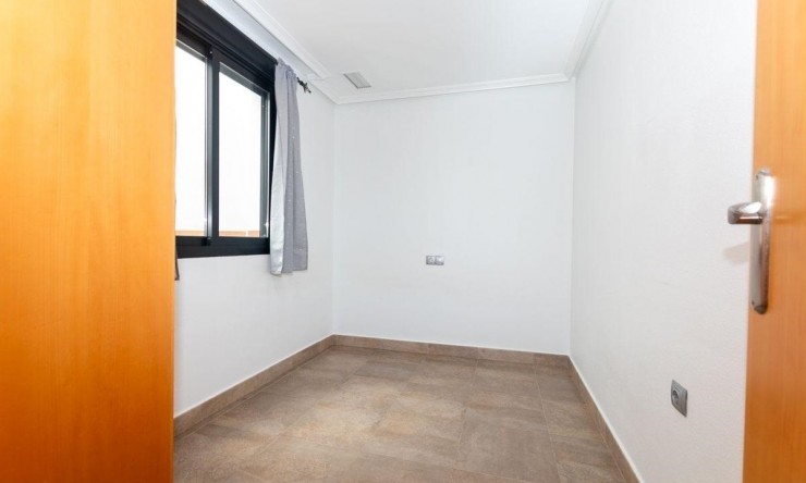 Re-Sale - Apartment - La Mata - La Mata - Town