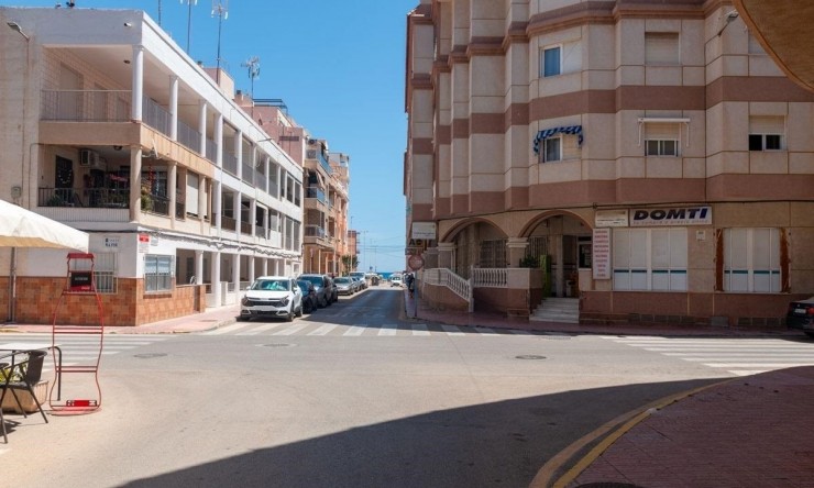 Re-Sale - Apartment - La Mata - La Mata - Town