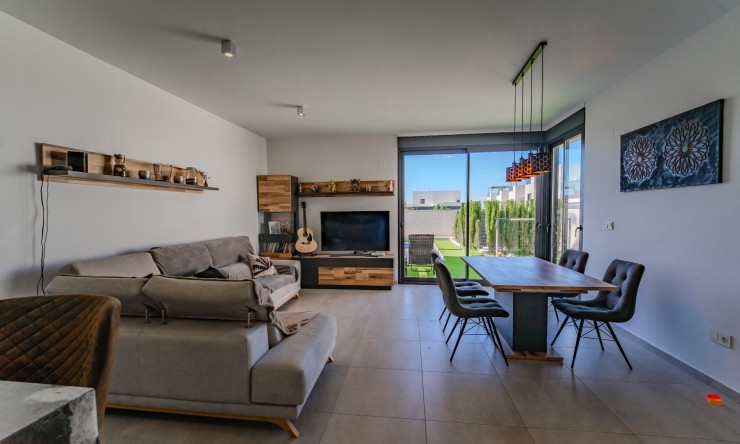 Re-Sale - Semi Detached Villa - Benijofar - Benijofar - Village