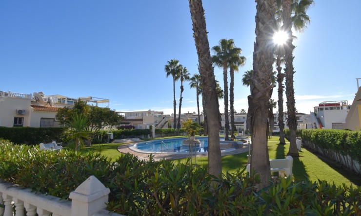 Re-Sale - Bungalow - Orihuela Costa - Playa Flamenca