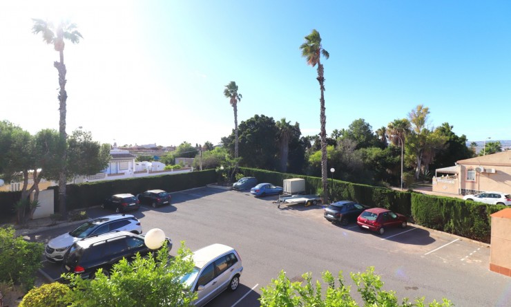 Re-Sale - Apartment - Torrevieja - San Luis