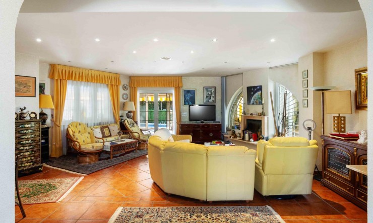 Re-Sale - Detached Villa - Orihuela Costa - Cabo Roig