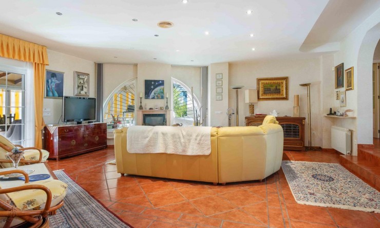 Re-Sale - Detached Villa - Orihuela Costa - Cabo Roig