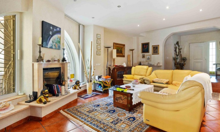 Re-Sale - Detached Villa - Orihuela Costa - Cabo Roig