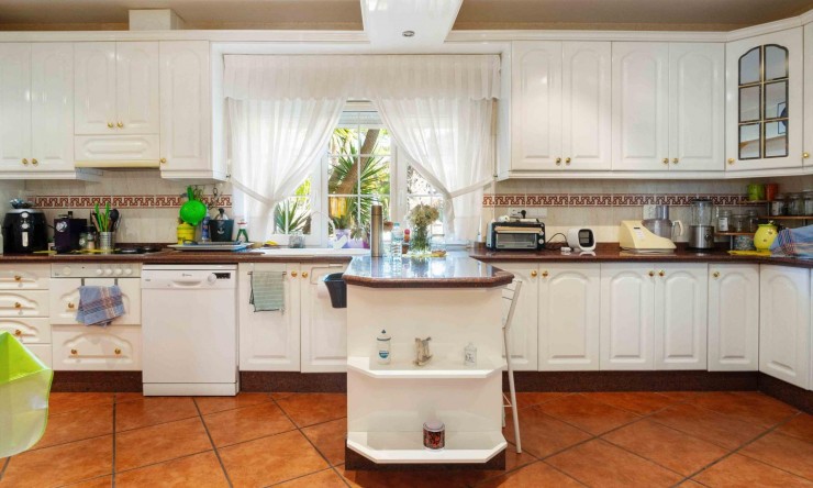 Re-Sale - Detached Villa - Orihuela Costa - Cabo Roig