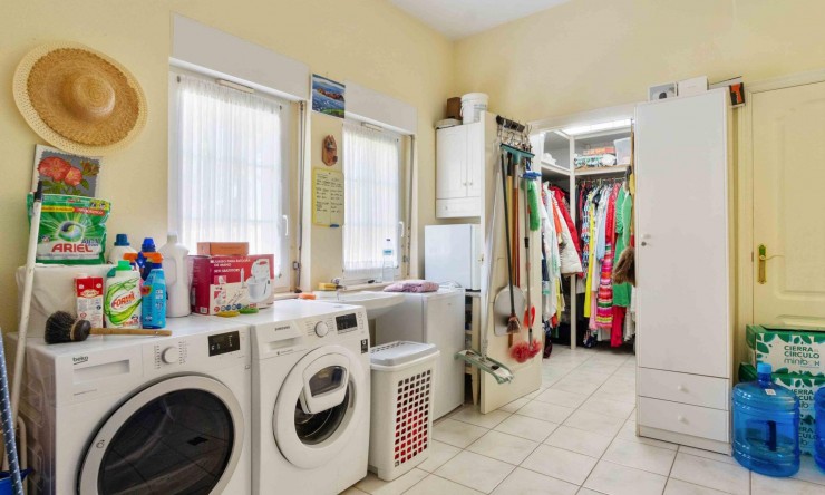 Re-Sale - Detached Villa - Orihuela Costa - Cabo Roig