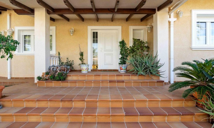 Re-Sale - Detached Villa - Orihuela Costa - Cabo Roig