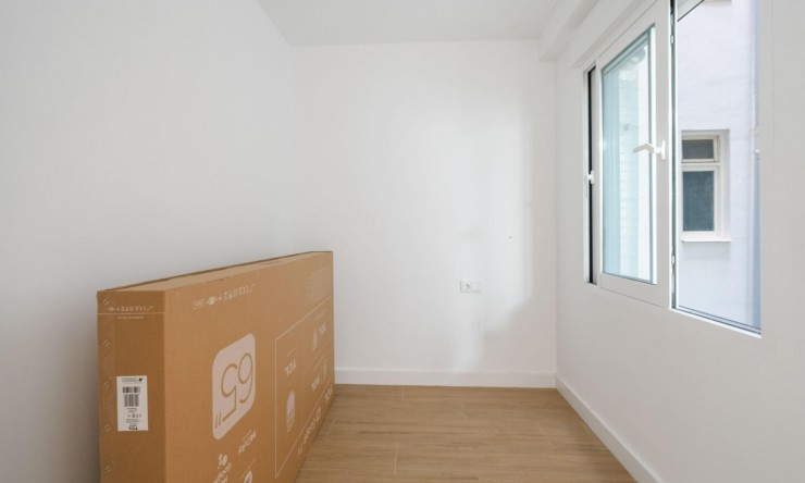 Re-Sale - Apartment - Torrevieja - Playa Del Cura