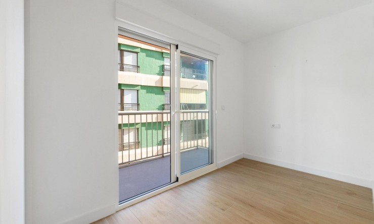 Re-Sale - Apartment - Torrevieja - Playa Del Cura