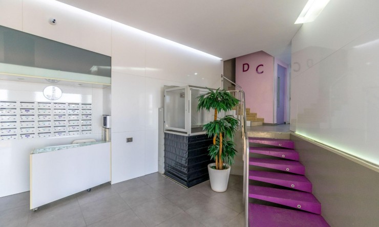 Re-Sale - Apartment - Torrevieja - Playa Del Cura