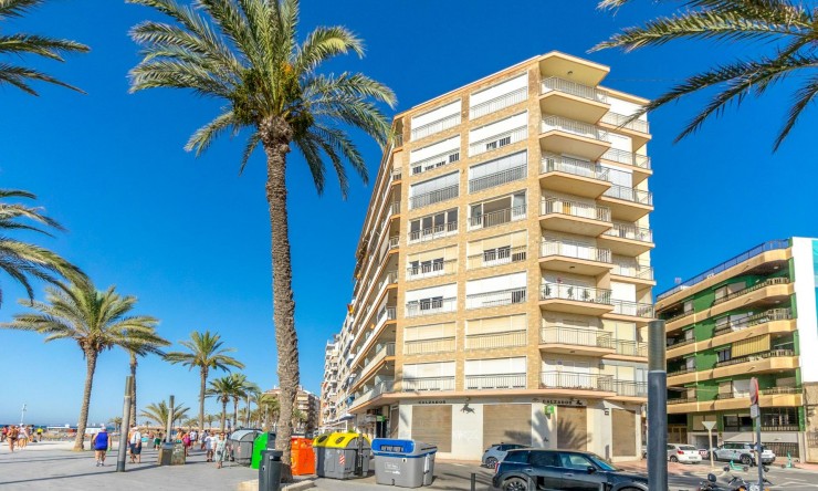 Re-Sale - Apartment - Torrevieja - Playa Del Cura