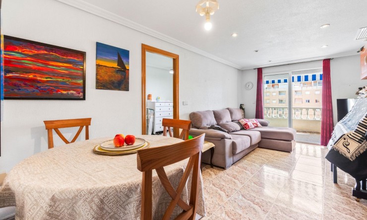 Re-Sale - Apartment - Torrevieja - Torrevieja - Centre